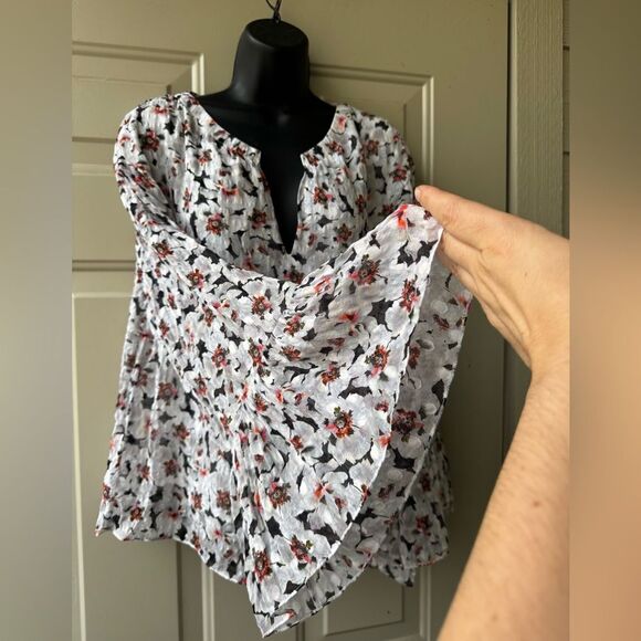 TANYA TAYLOR
Harper Floral Bell-Sleeve Top Size L - Picture 7 of 10